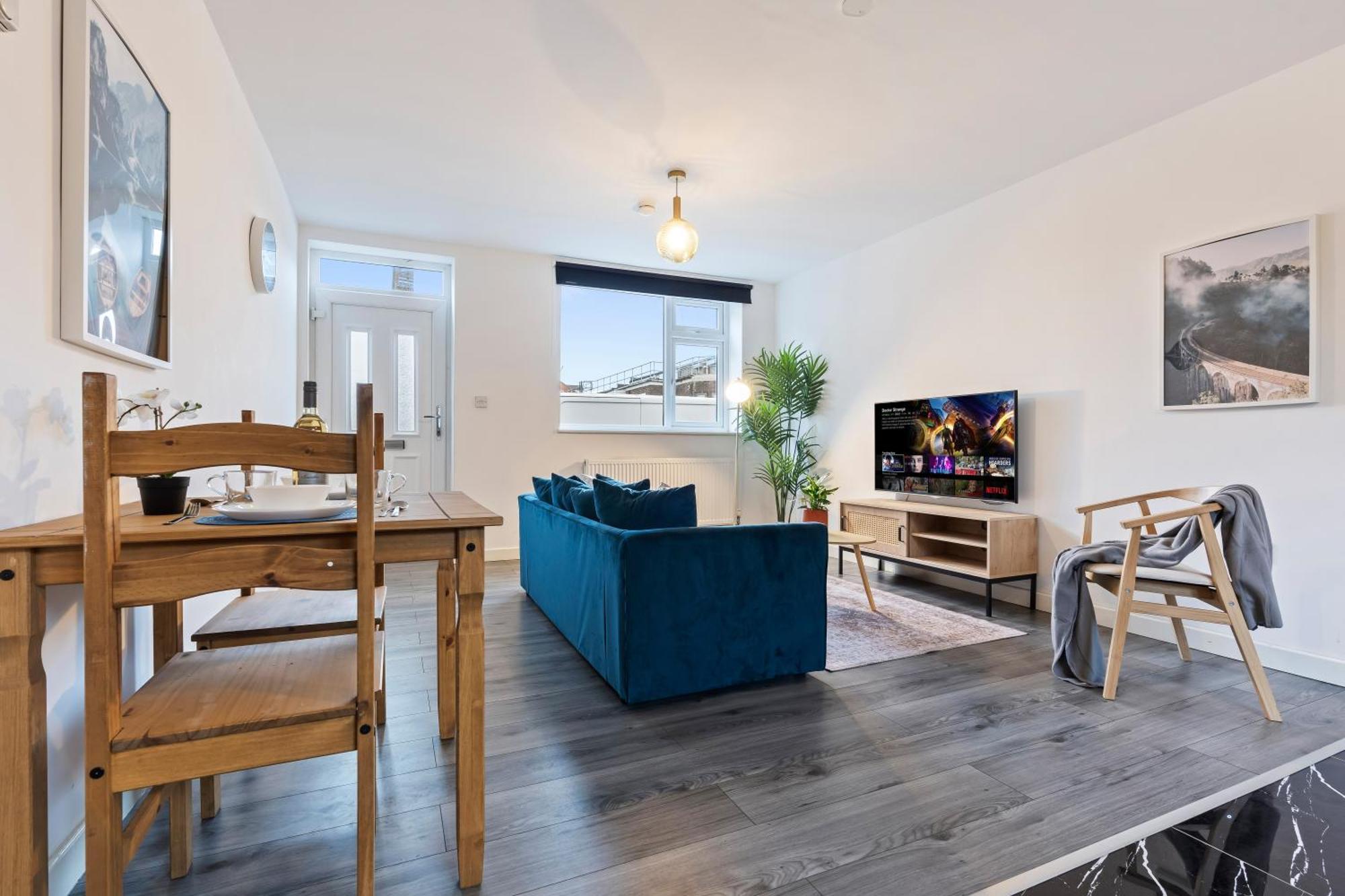Stylish New Apartment - Free Wifi & Netflix - Top Rated - 3Mh Cradley Heath Extérieur photo